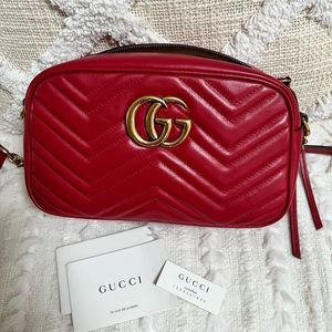GG Marmont Small Matelasse Shoulder Bag
